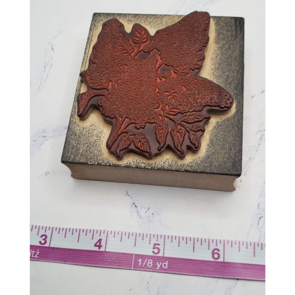 Embossing Arts Branch Of Lilacs Wood Mounted Rubber Stamp - Picture 7 of 8